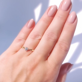 Pierścionek z żółtego i białego złota z białym szafirem AP-6622ZB