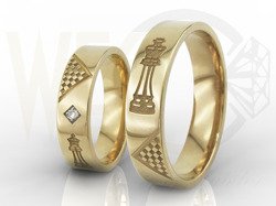 Obrączki ślubne dla szachistów z żółtego złota z cyrkoniami oprawionymi w karo (para) OB-05Z-R-C-PARA